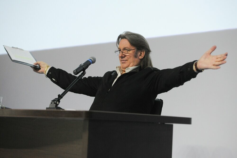 Юрий Лоза назвал идеальный подарок на 23 февраля