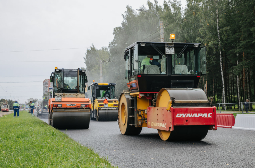 В Петербурге продолжатся работы по ремонту дорог, ведущих к социальным объектам