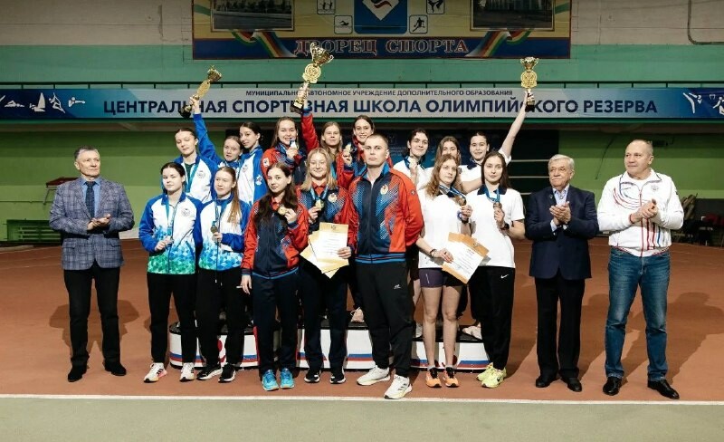 Женская сборная Астрахани выиграла золото на Чемпионате РФ по морскому троеборью