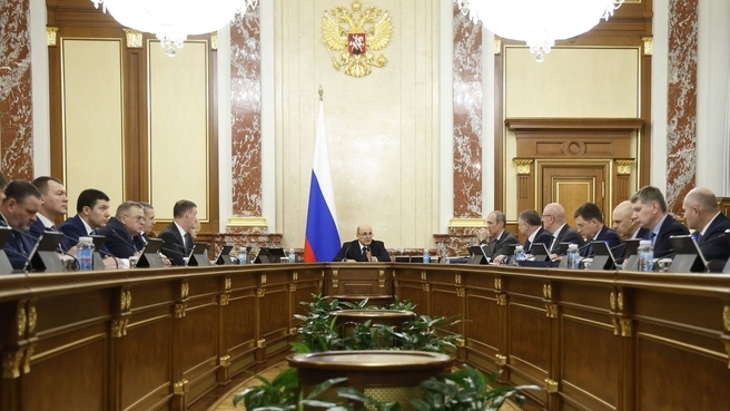 Правительство усилит контроль за промышленными товарами