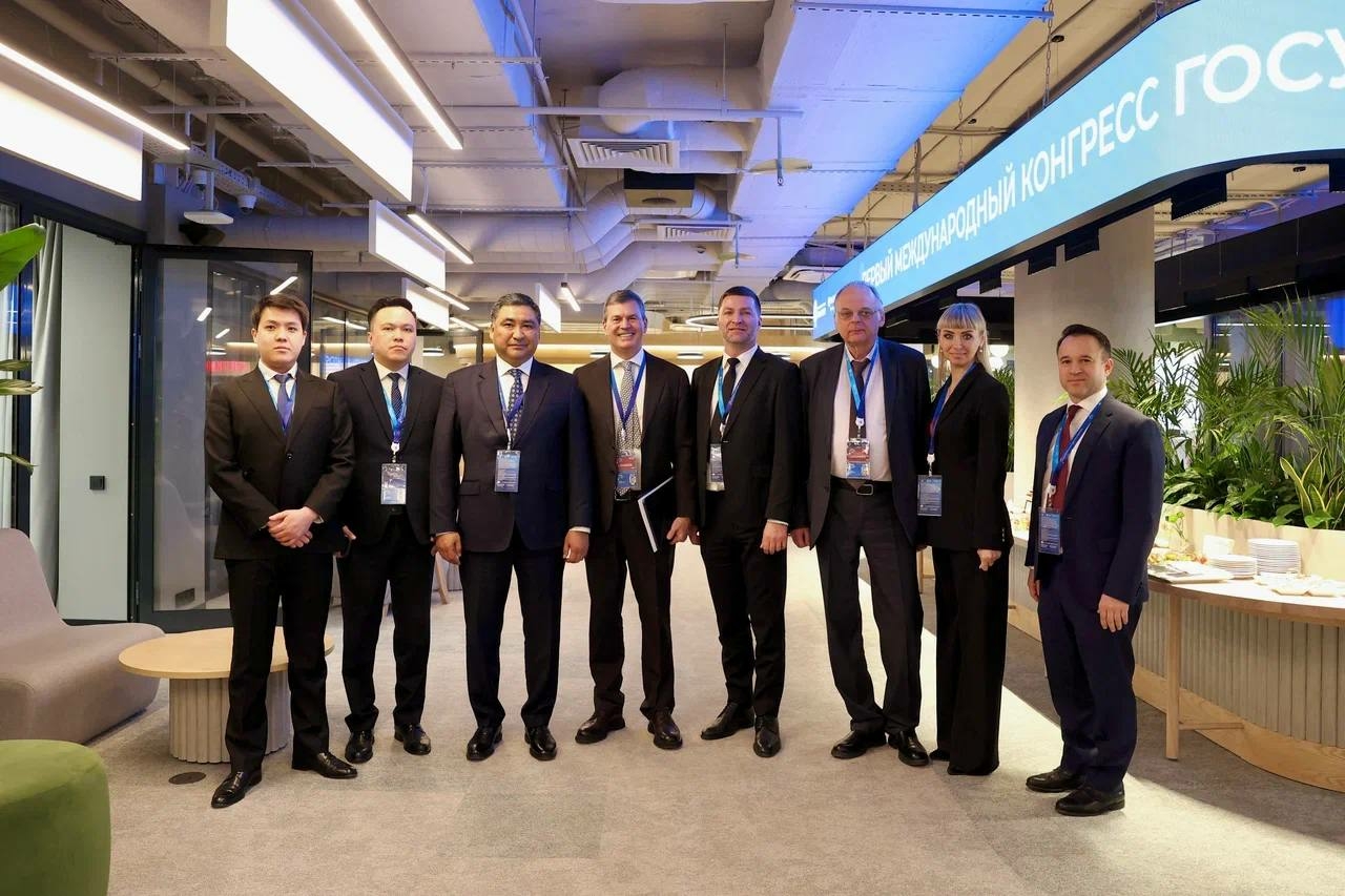 Школу для подготовки кадров в исполнительную систему Кыргызстана откроют в Бишкеке