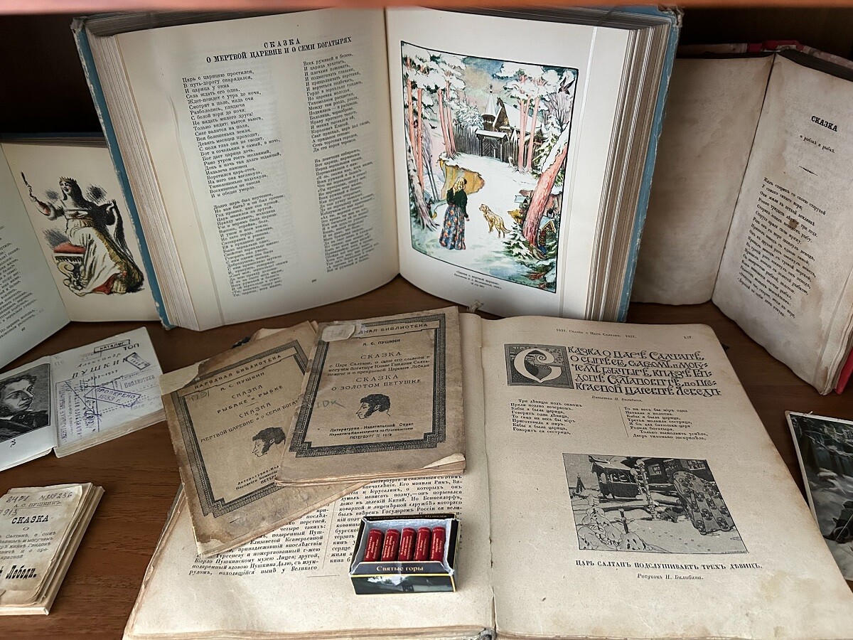 Астраханцев приглашают на экскурсию по редким книгам