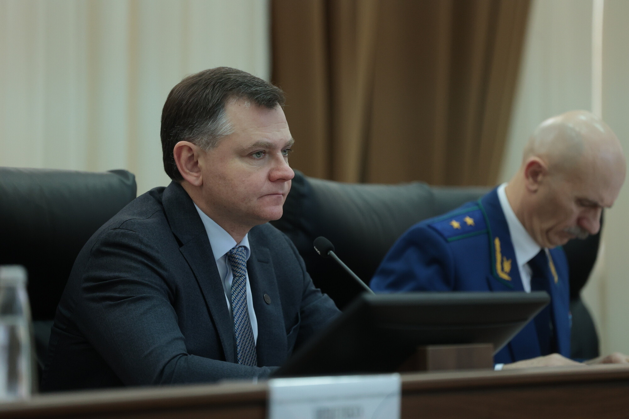 Губернатор Ростовской области поручил усилить охрану промышленных объектов