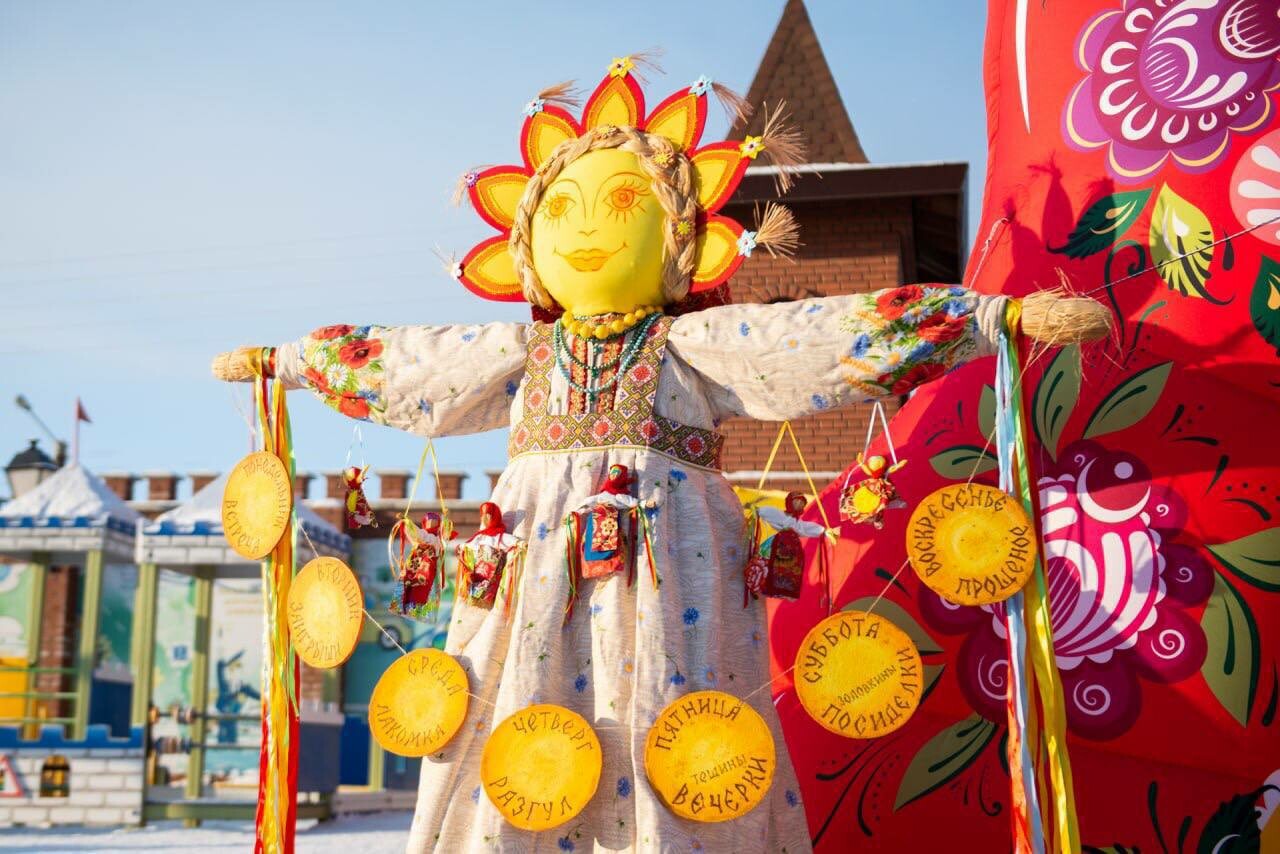 В Мурманске заработала ярмарка, приуроченная к празднованию Масленицы