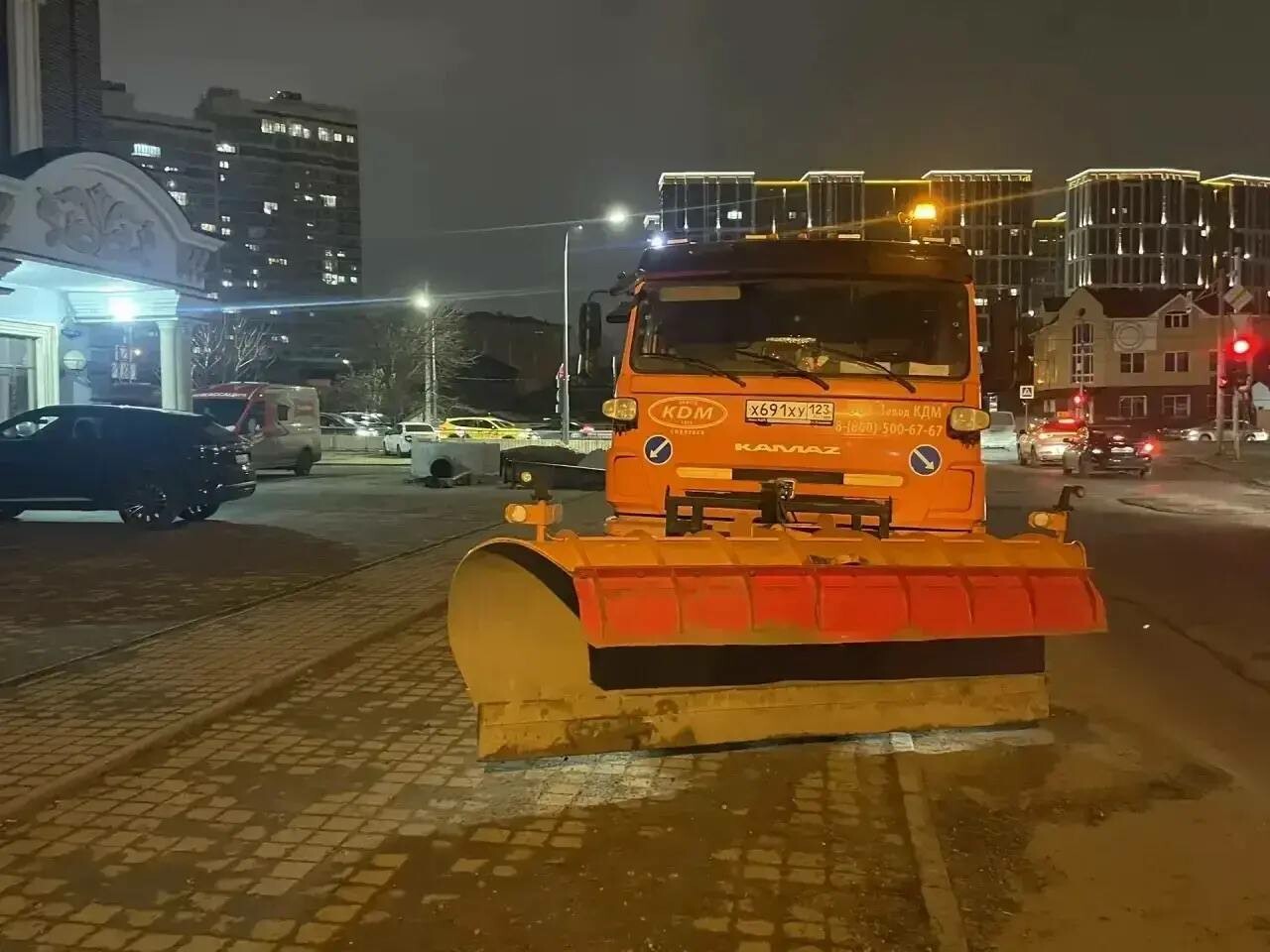 На Кубани дорожные службы перейдут на дежурный режим из-за гололедицы