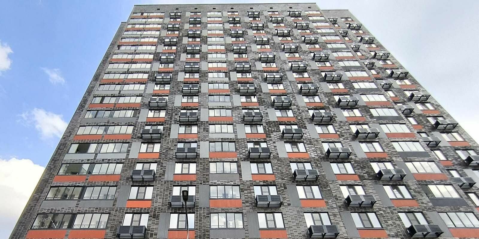 В Москве выставила на торги два помещения в Западном Дегунине