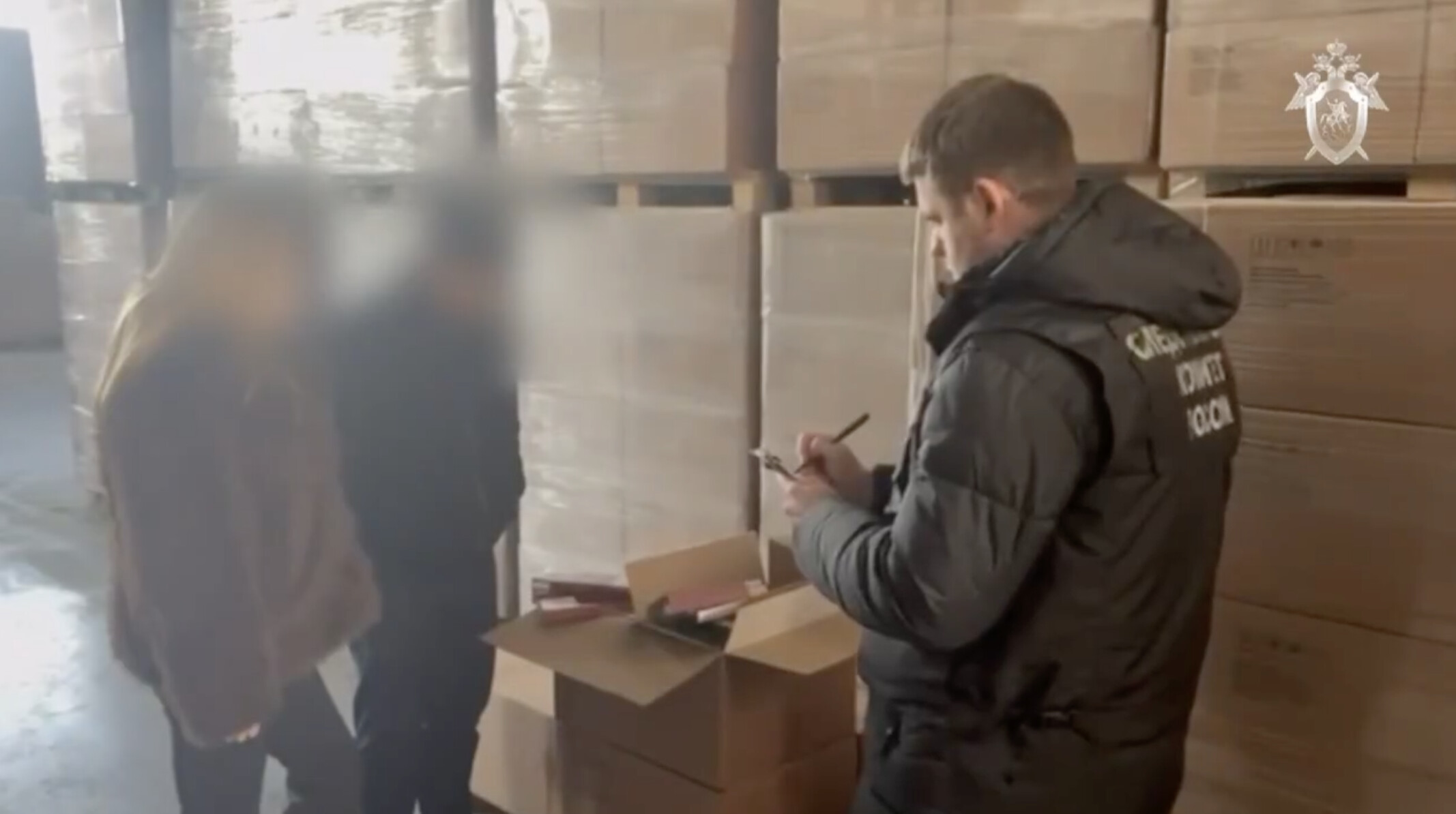 В Краснодаре силовики нашли склад с 12 млн немаркированных табачных изделий