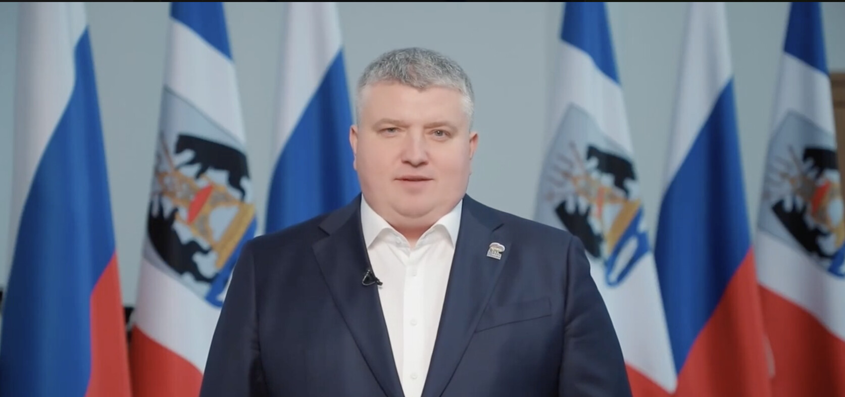 Александр Дронов поздравил новгородцев с Днем защитника Отечества