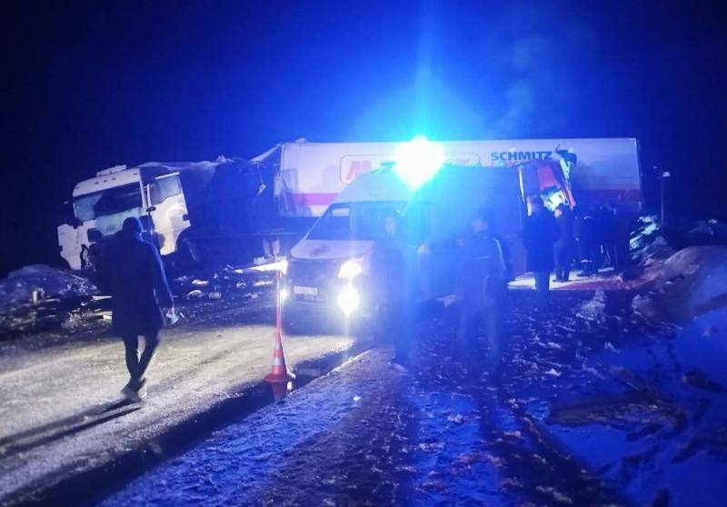 Массовое ДТП перекрыло трассу Тюмень – Ханты-Мансийск