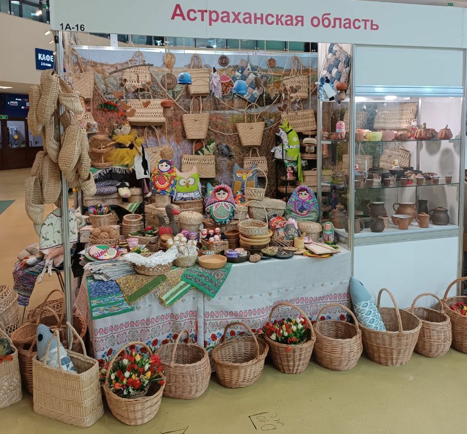Астраханская область участвует в ярмарке «Ладья» в Москве