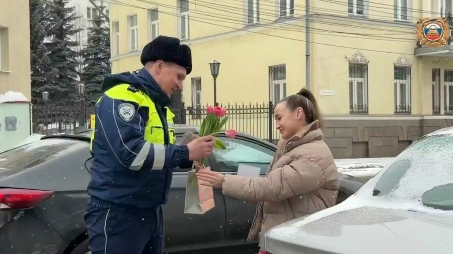 В Ярославле за час выписали 20 праздничных штрафов женщинам-водителям