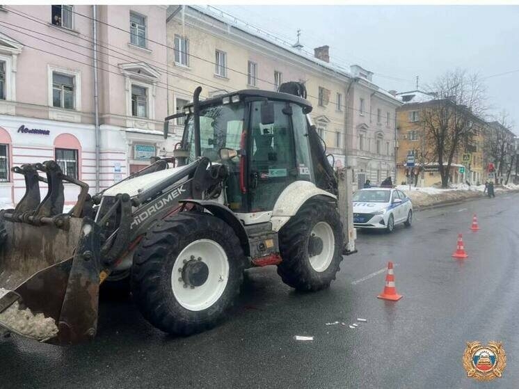 Трактор сбил пенсионерку на проспекте Ленина в Твери