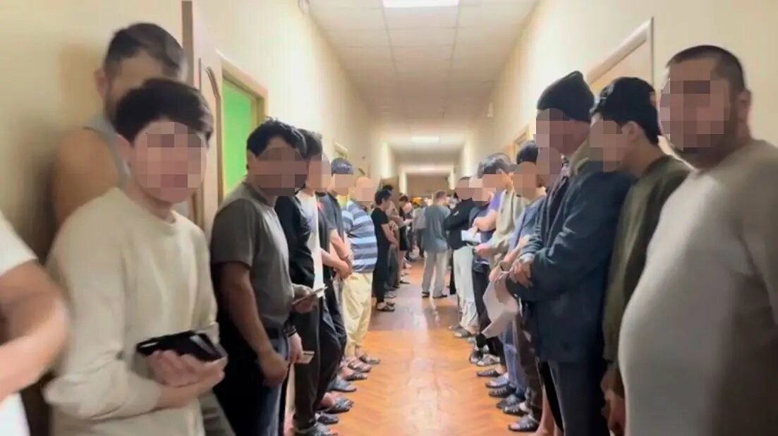 ФСБ нагрянула с проверкой в хостел на шоссе Революции