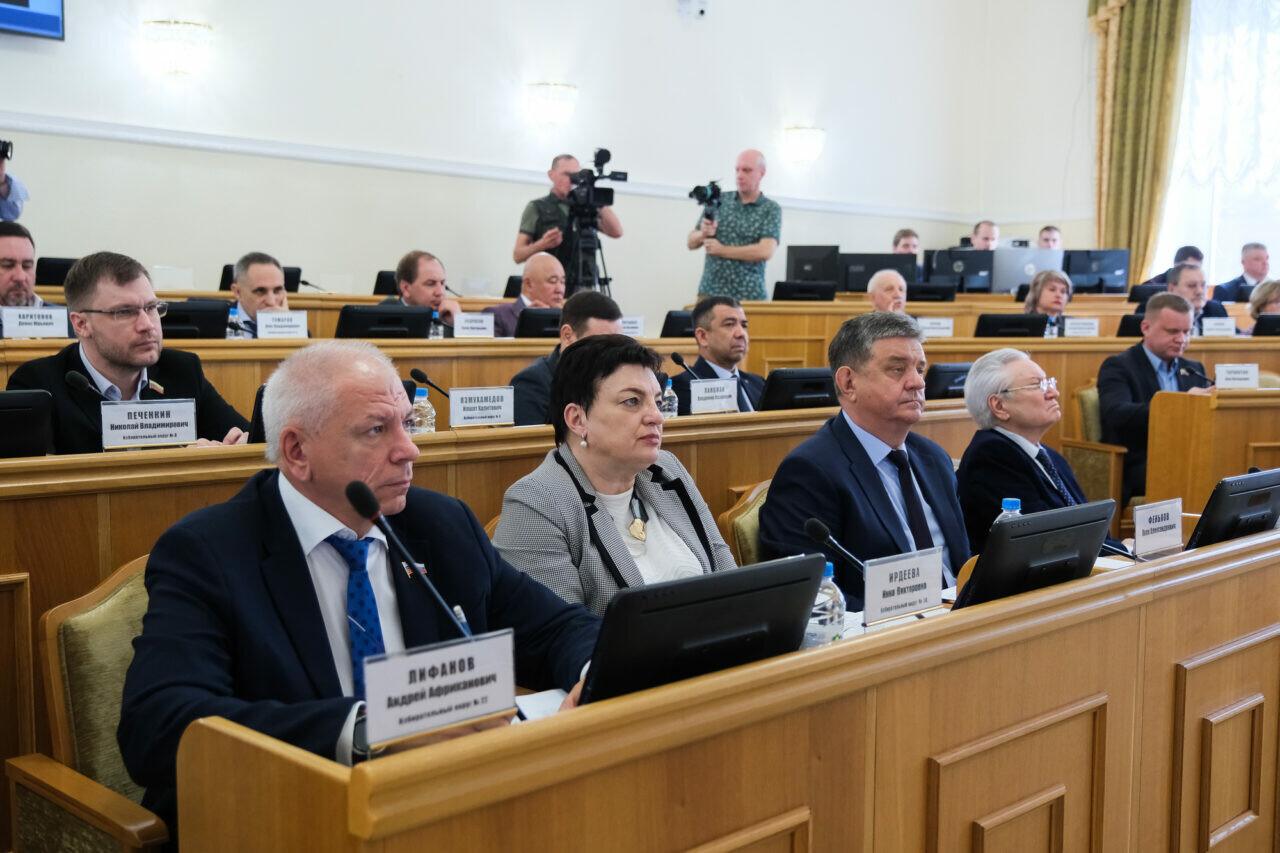 Депутаты Думы Астраханской области заслушали доклад о защите прав предпринимателей