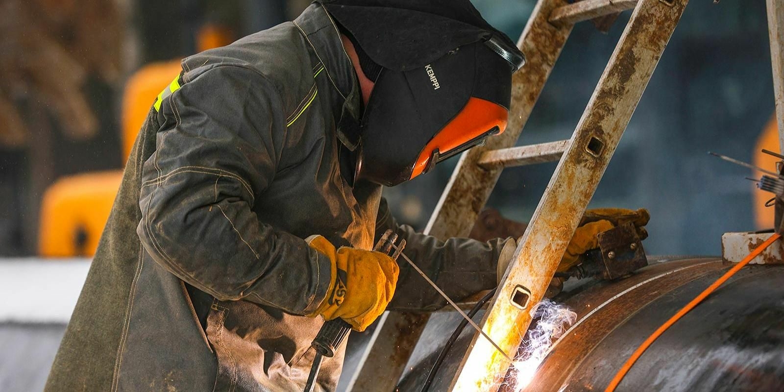 Работы по реконструкции газопроводов в районе Внуково выполнены на 50%