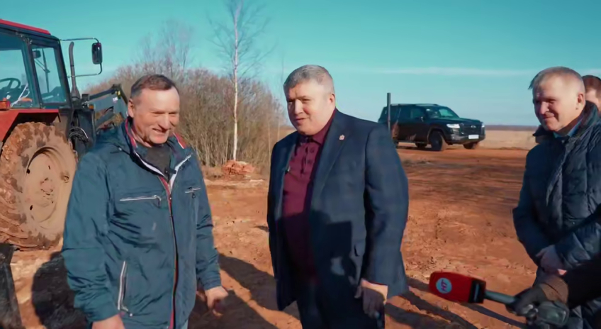 Александр Дронов посетил с рабочим визитом Волотовский округ Новгородчины