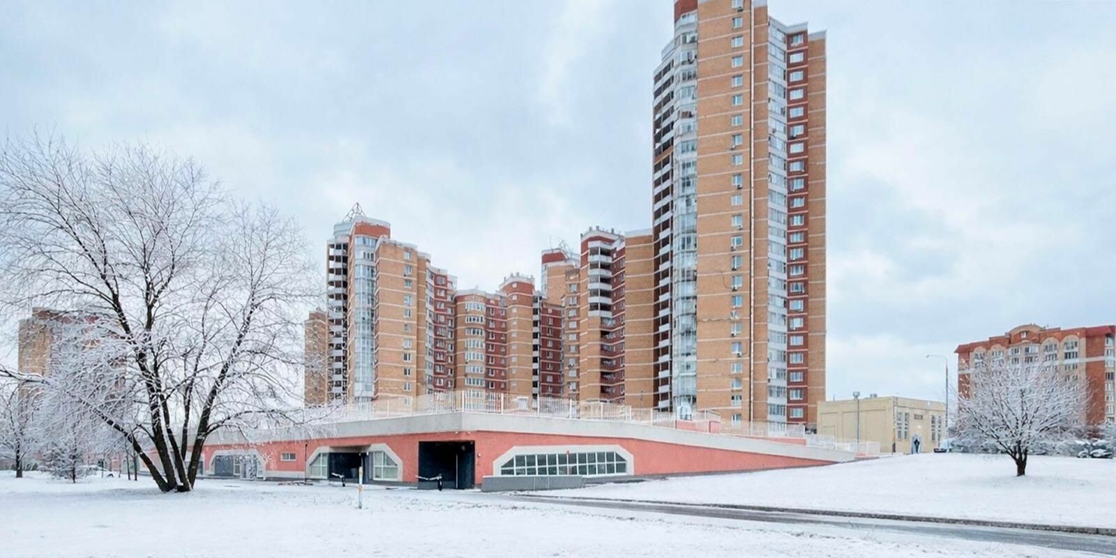 В Куркине выставили на торги более 200 машино-мест