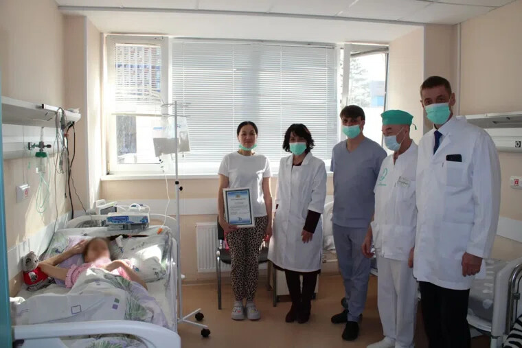 Школьнице из Екатеринбурга пересадили сердце в Москве