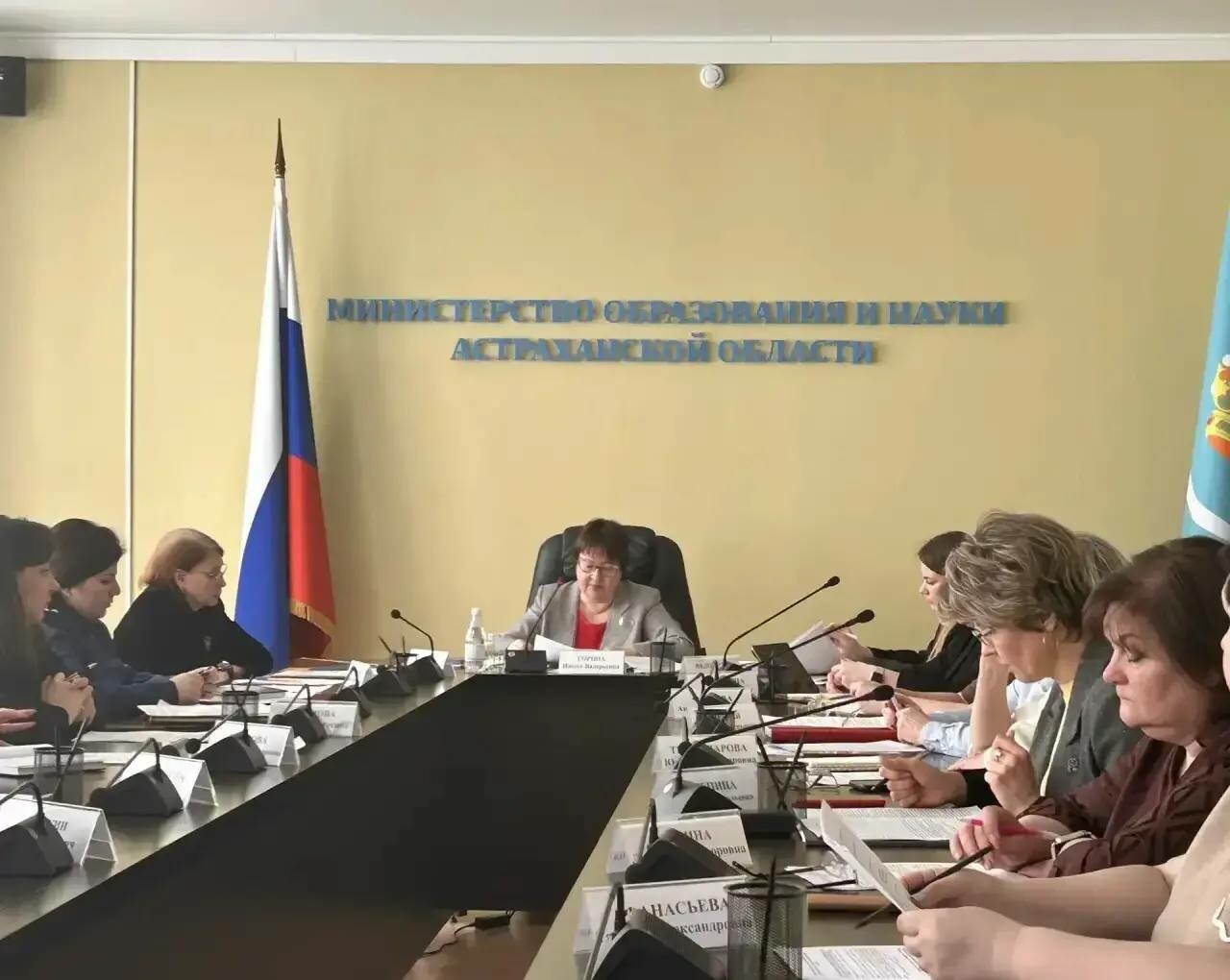 В Астраханской области обсудили защиту прав детей