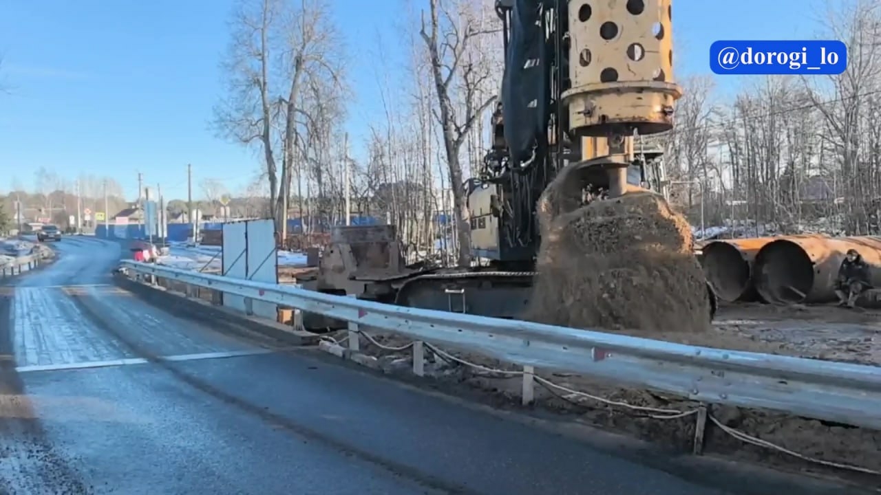 На мосту через реку Лебяжья в Ломоносовском районе Ленобласти стартовали работы
