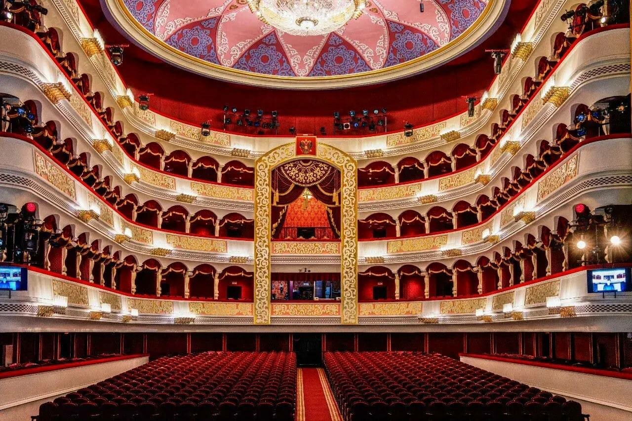 Астраханские музеи и театры обновляются благодаря господдержке — Игорь Бабушкин