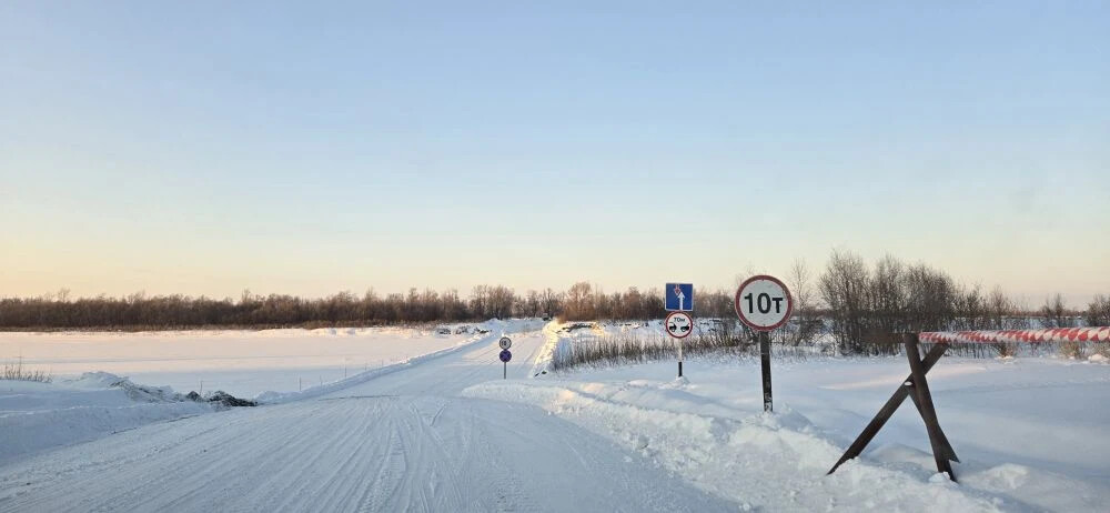 В Тюменской области начали закрывать ледовые переправы из за тепла