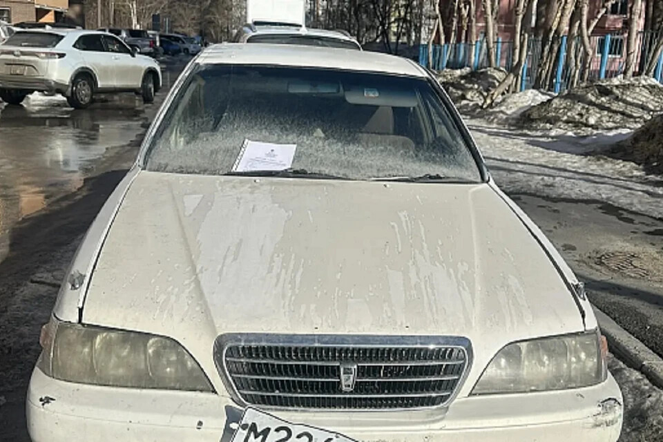 В Советском районе Новосибирска нашли авто с признаками бесхозяйности