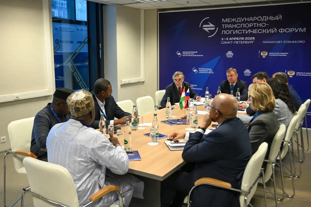 Поляков обсудил с министрами Того и Нигера сотрудничество в логистике и АПК