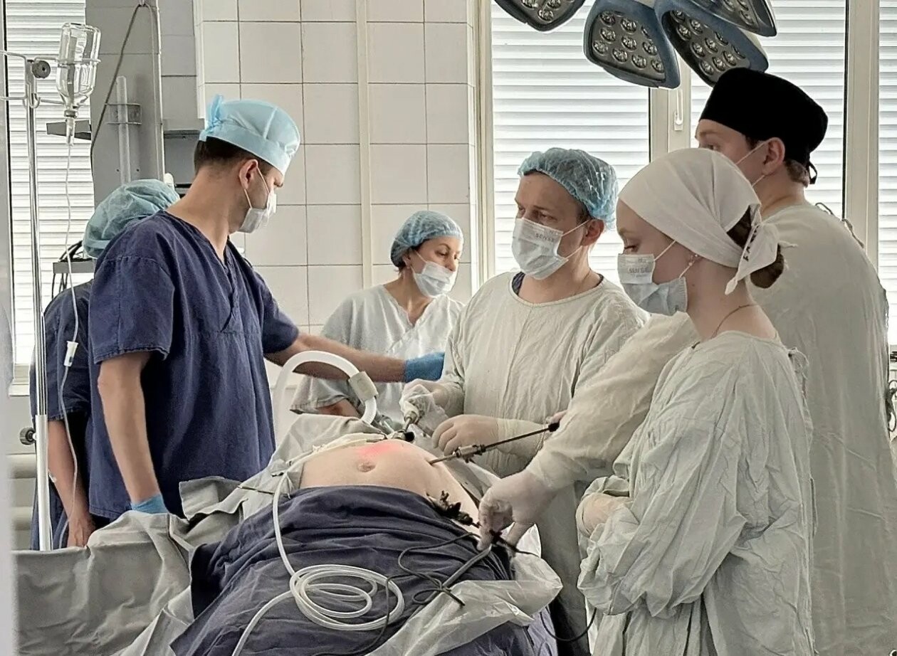 Кемеровчанин 15 лет жил с болью и решился на операцию