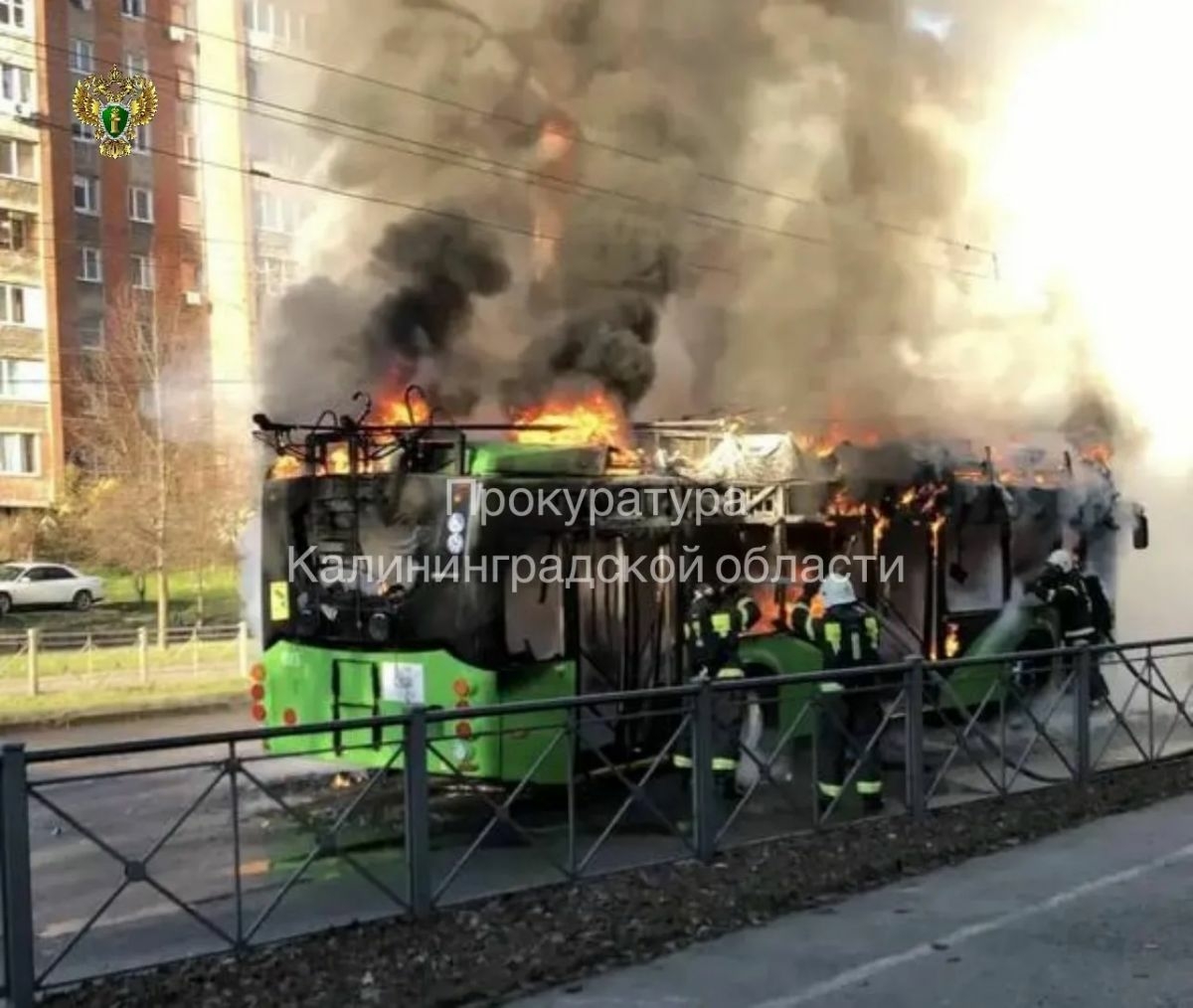 В Калининград срочно выехала комиссия производителя сгоревшего троллейбуса