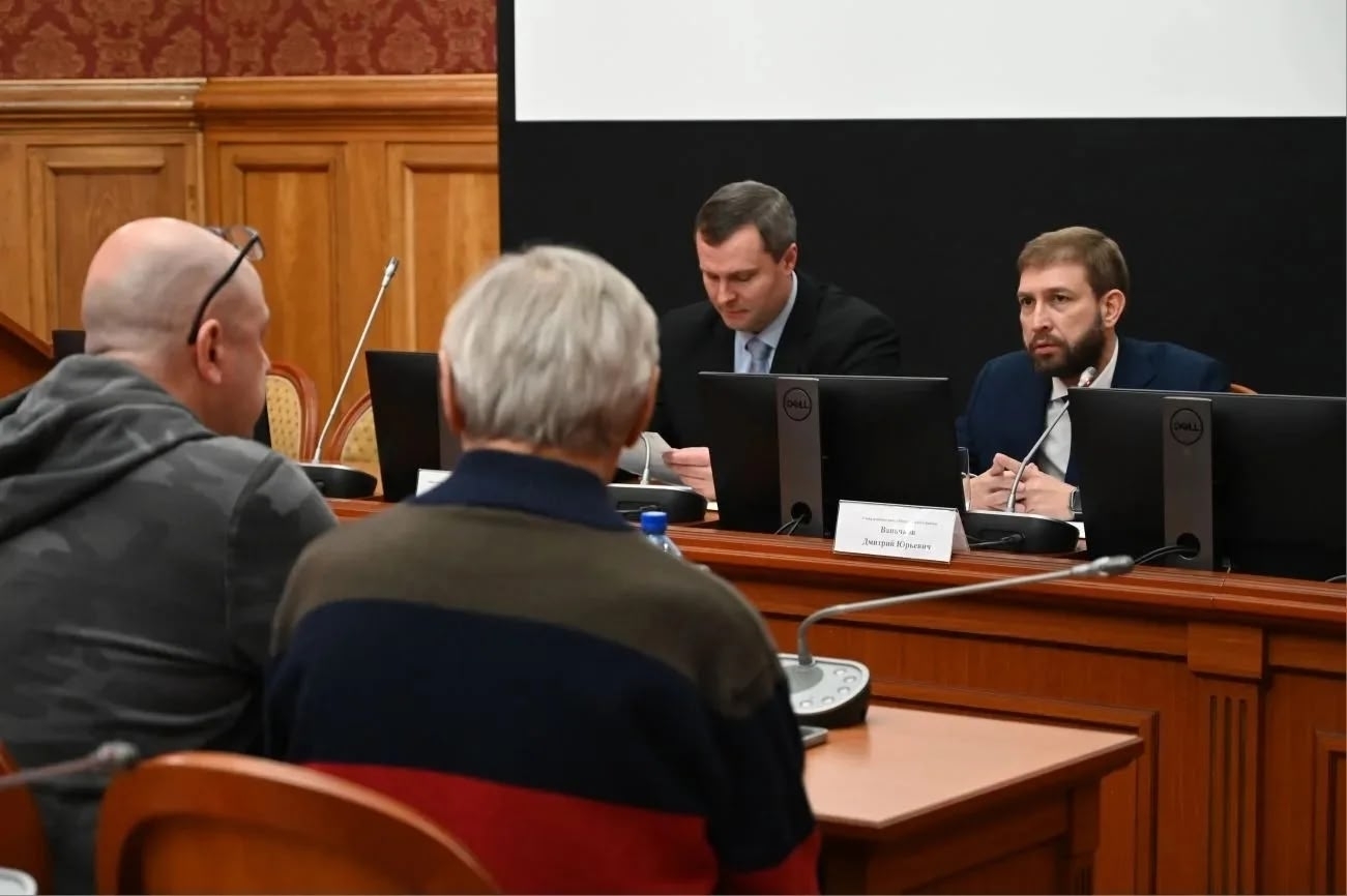 Глава Петроградского района Ваньчков провел первый прием граждан