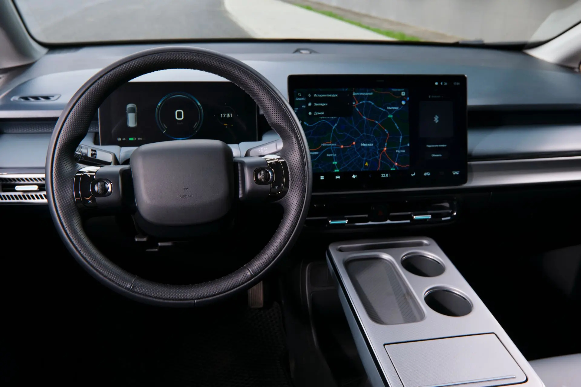 В Санкт-Петербурге электромобили пополнили парк городского каршеринга