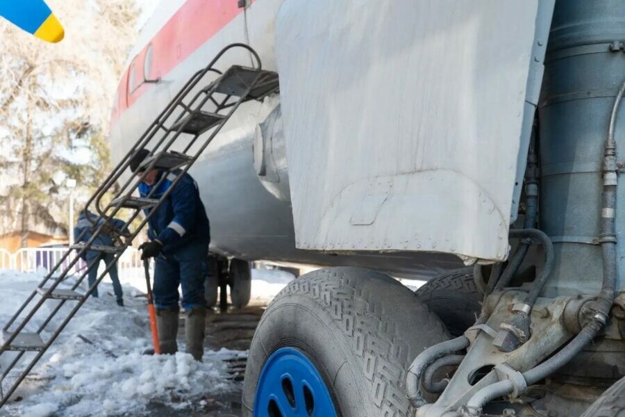 В Кемерове самолет Ан 12 превратят в необычное кафе