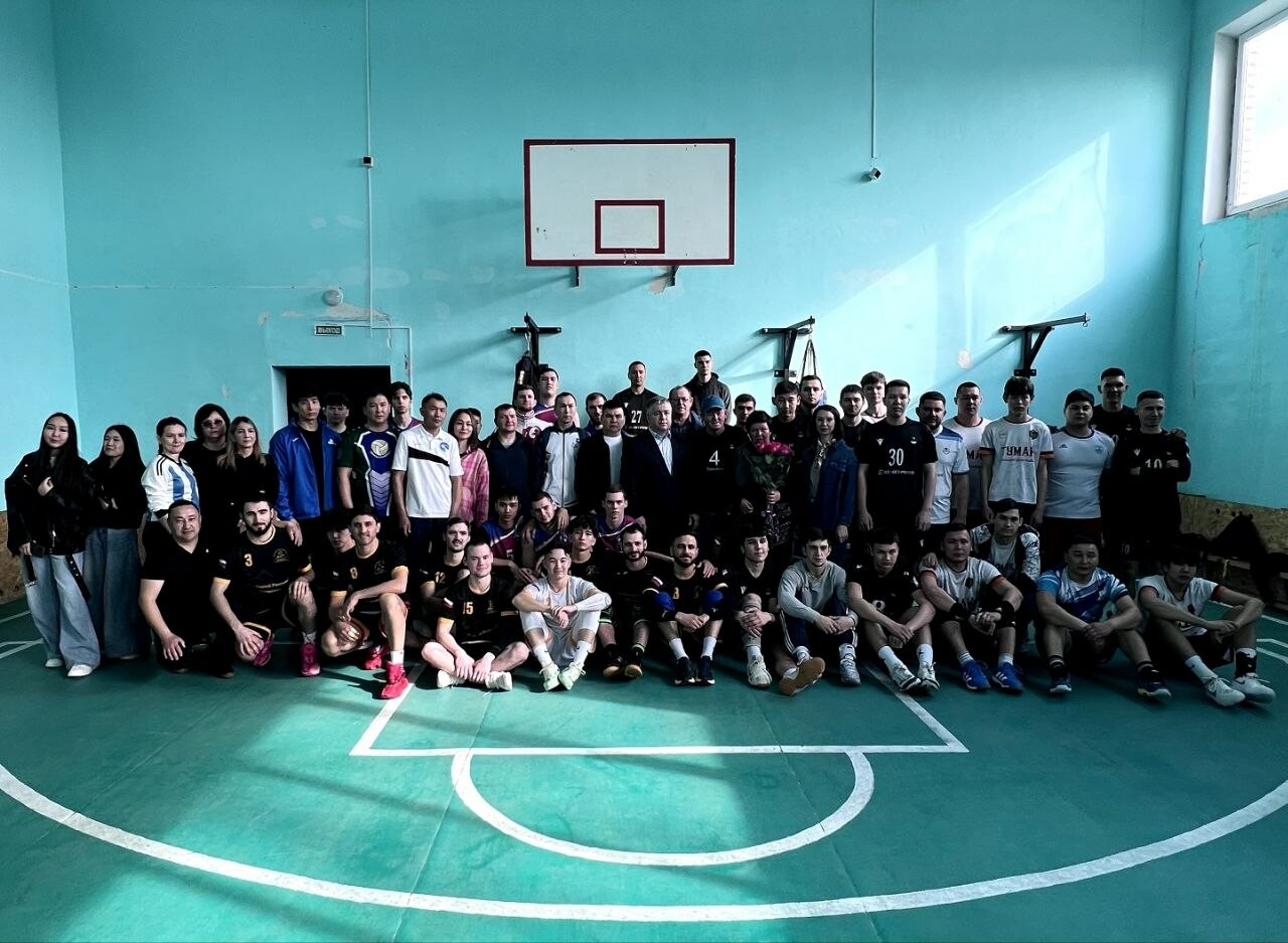В Астраханской области состоялся волейбольный турнир памяти участника СВО Наиля Абтиева