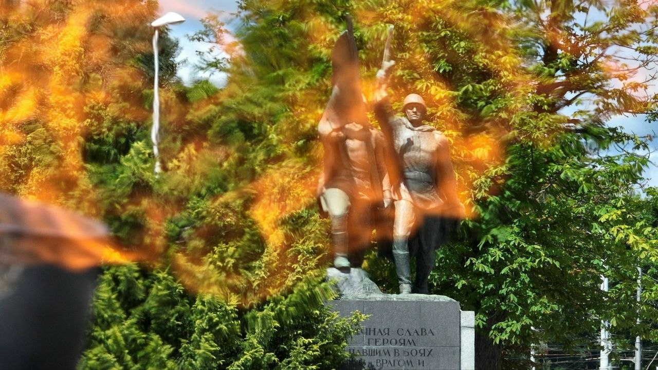 В Калининграде 9 апреля перекроют движение в районе мемориала «1200 гвардейцам»