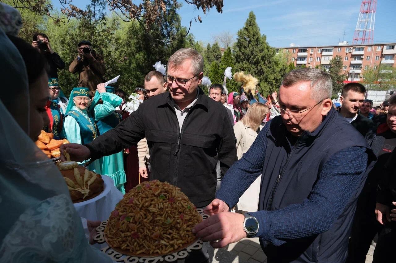 Игорь Бабушкин принял участие в праздновании Навруза в Астрахани