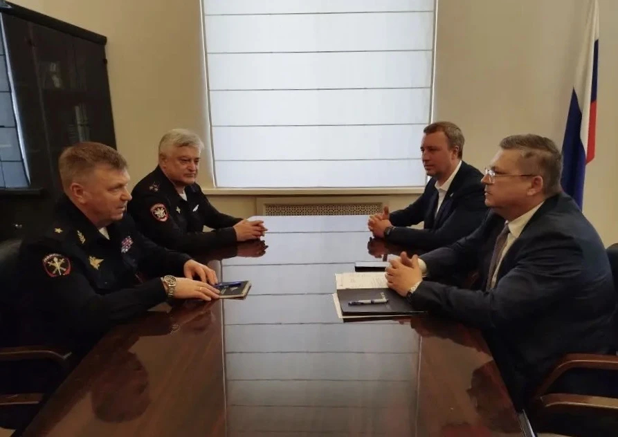 Руководитель транспортной полиции ПФО провел встречи в Астрахани