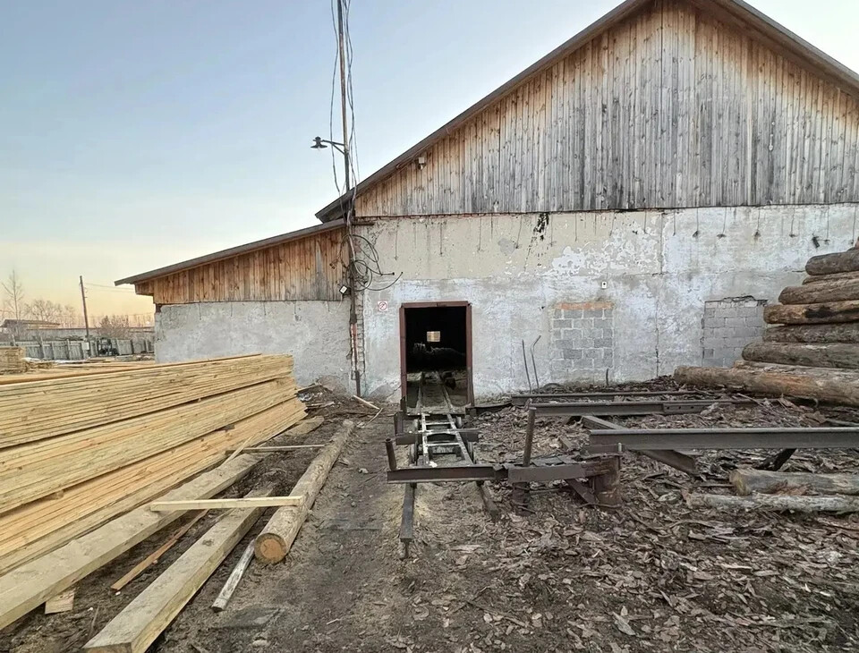 Рабочий в Тюмени украл электроинструмент и купил алкоголь