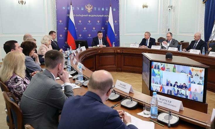В СЗФО обсудили миграционную политику на заседании Совета при Полпреде Президента