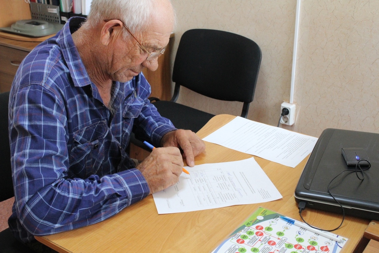 Более 300 предпенсионеров нашли работу в Астраханской области