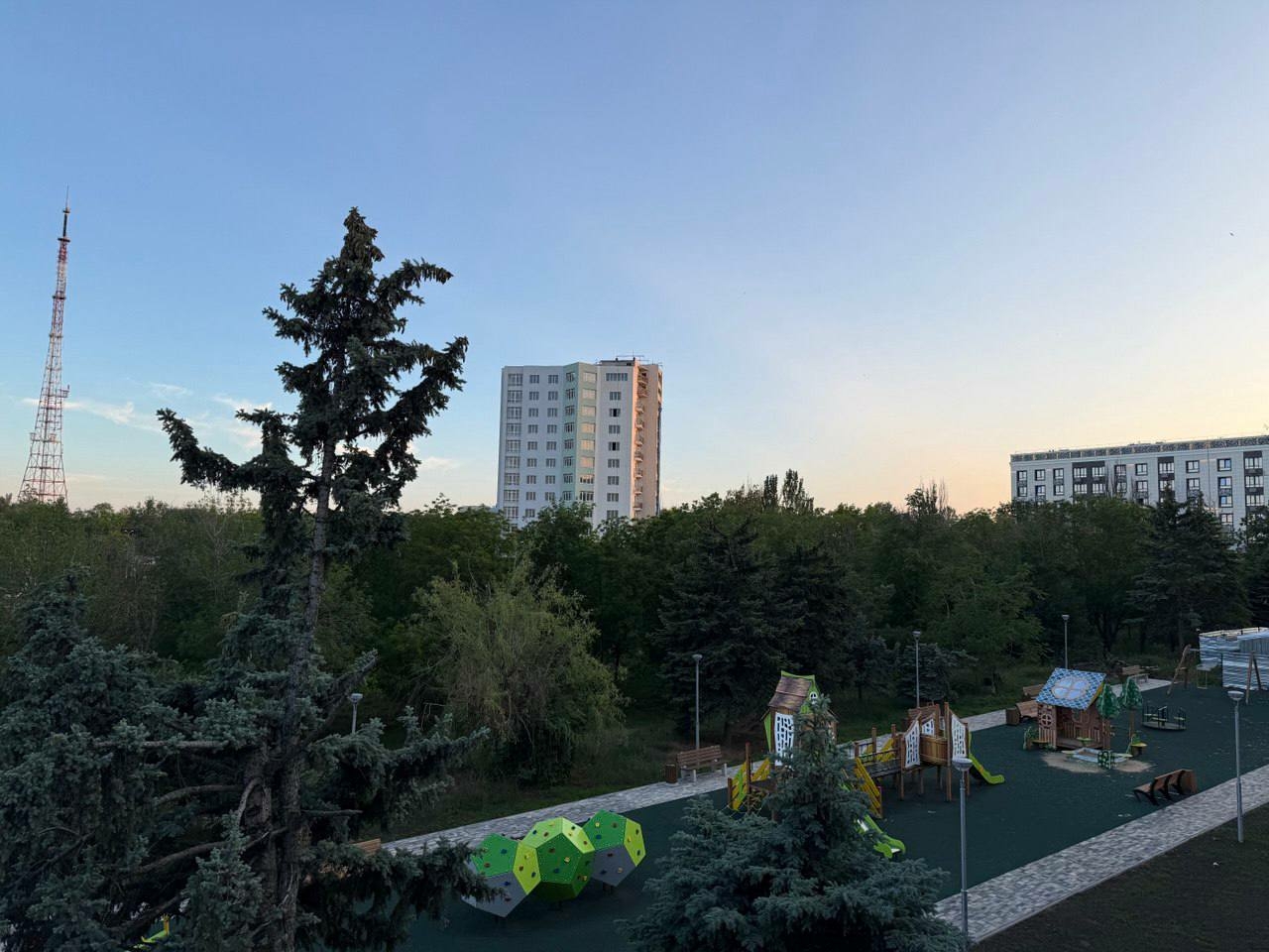 Поляков напомнил о побратимстве Петербурга и Мариуполя