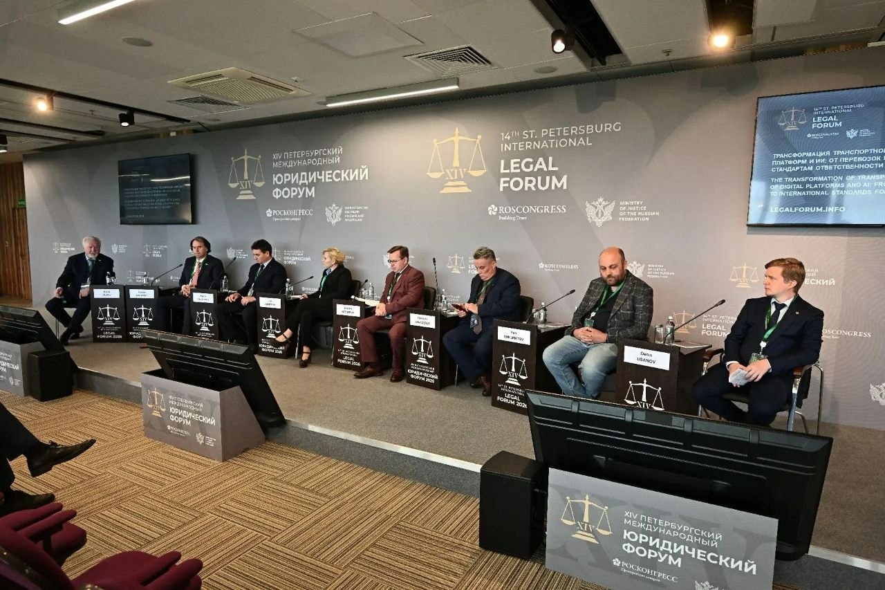 Петербургские решения по такси стали федеральными нормами