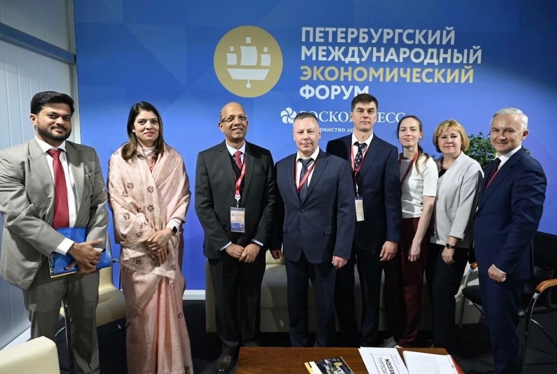 Евраев презентовал инвестиционные и туристические возможности Ярославской области Индии и ОАЭ