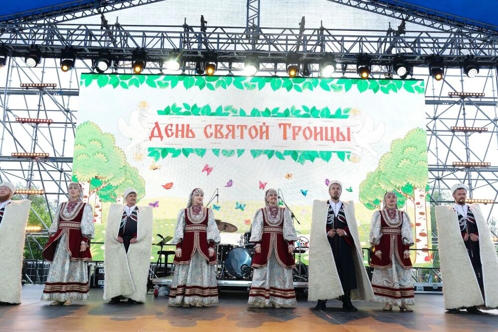 В Астрахани ярко отметили праздник Троицы