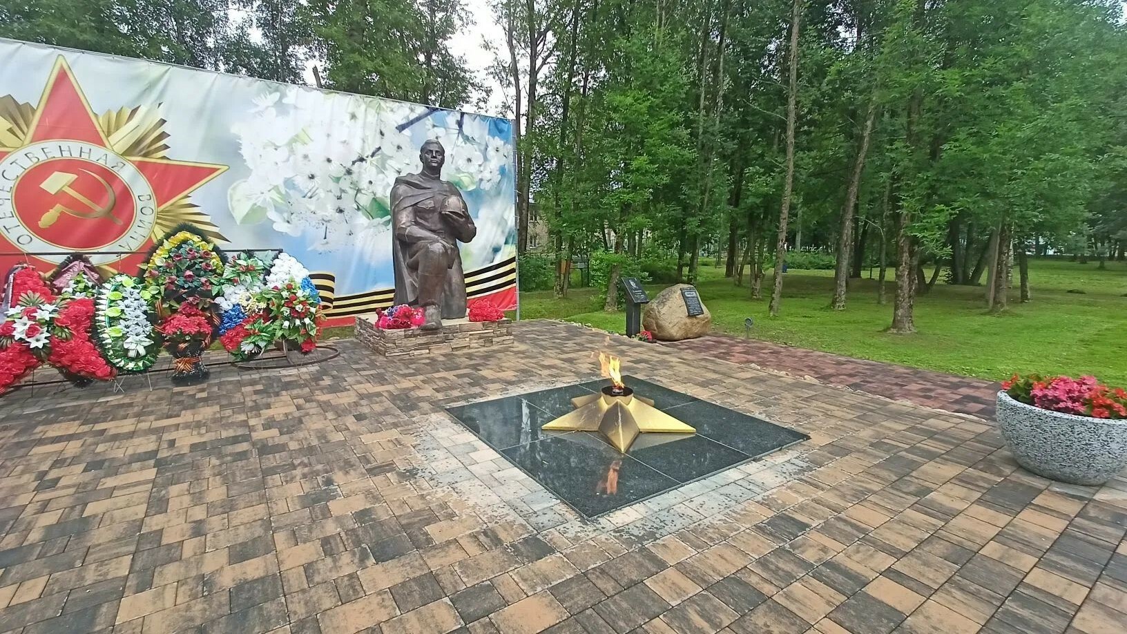 Евраев: в Ярославской области восстановят 149 захоронений и 16 мемориалов