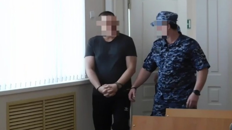 Экс-подполковник полиции из Астраханской области получил 8 лет за взятку