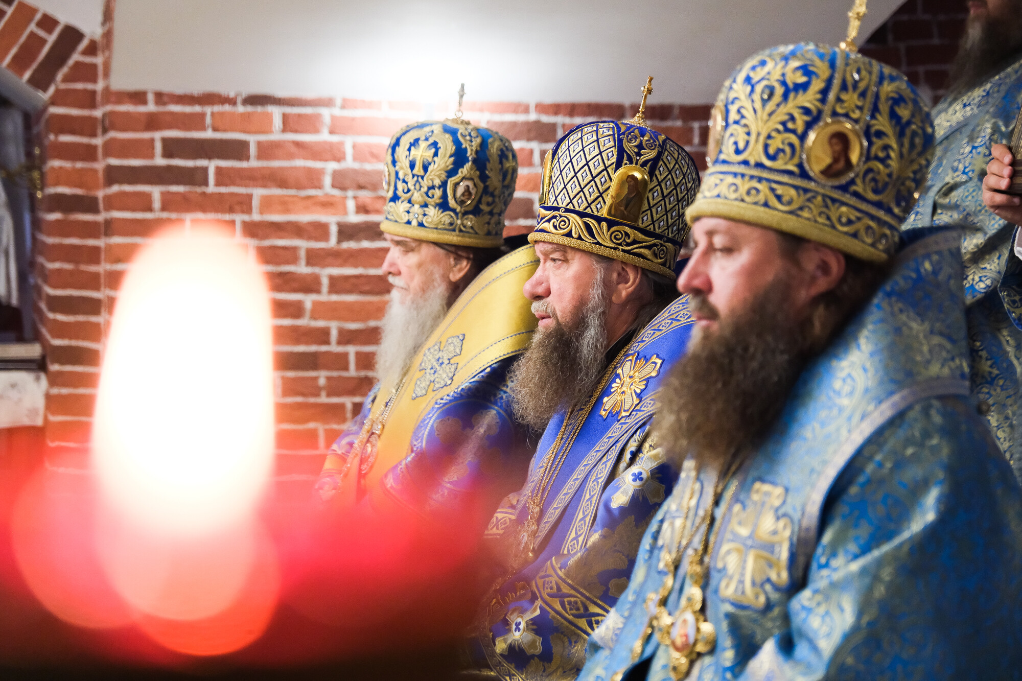 Игорь Мартынов направил поздравления митрополиту Астраханского и Камызякского Никона