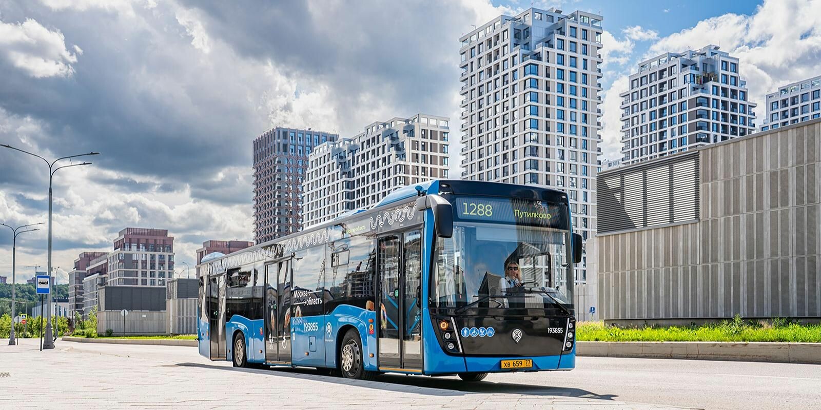От метро до Путилкова запустили четыре новых автобусных маршрута