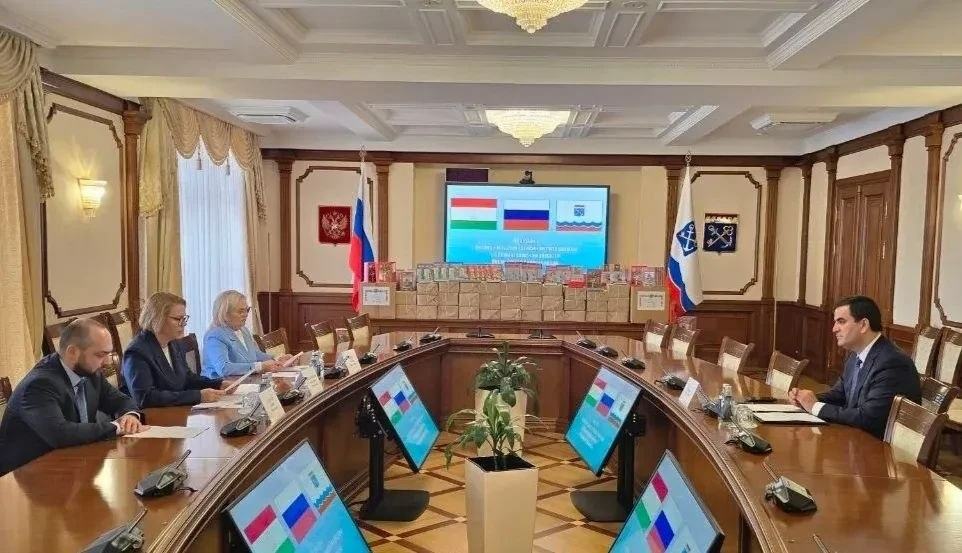 Ленобласть укрепляет культурно-гуманитарные связи с Республикой Таджикистан