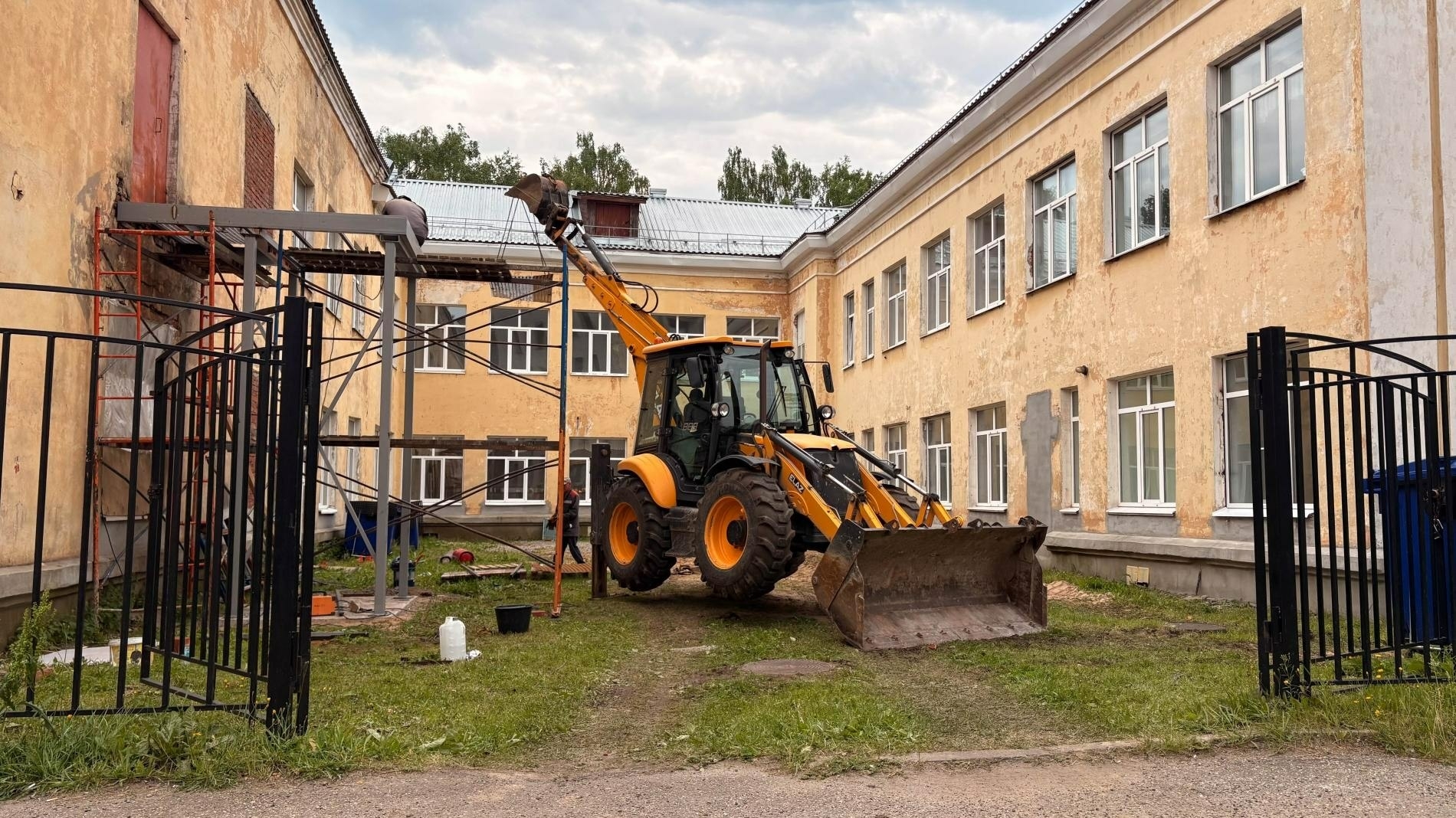В вологодской школе №10 стартовал ремонт